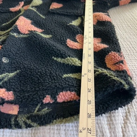 Volcom Womens Fleece Button Up Shirt Sherpa Jacket Black Floral Print Size S - Picture 8 of 11